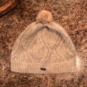 Pistil Fur Pom Hat